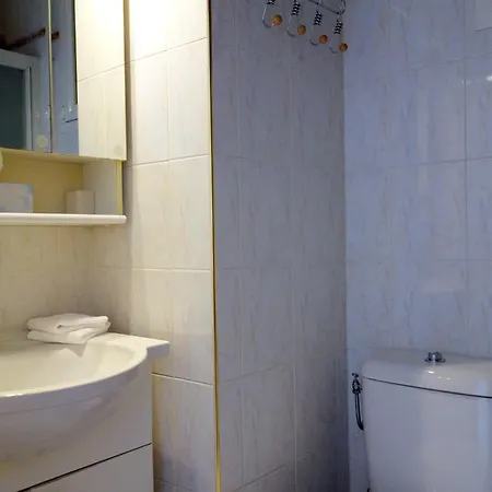 Center 2 Apartman
